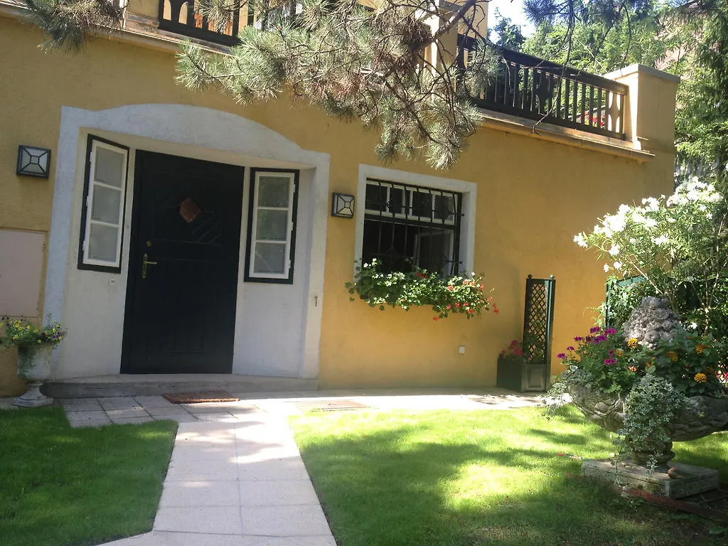 Exquisites Gartenapartment In Eleganter Jugendstilvilla Vienna Apartment